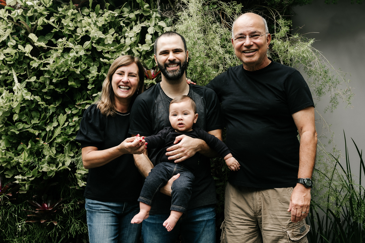 lifestyle, lifestyle barra da tijuca, acompanhamento de bebê, acompanhamento de bebê em casa, acompanhamento quadrimestral de bebê, acompanhamento quadrimestral lifestyle, fotos de bebê em casa, ensaio de família em casa, ensaio de família barra da tijuca