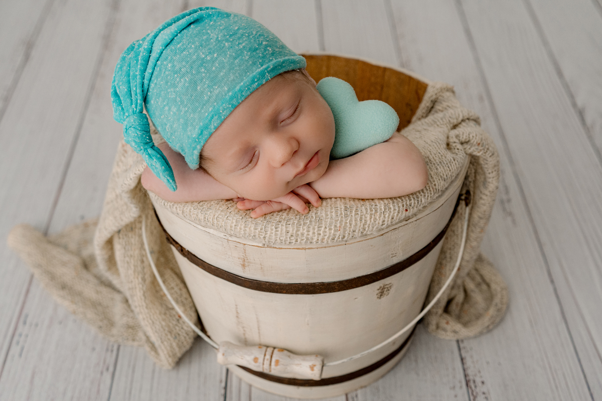 newborn barra, newborn barra da tijuca, newborn rio de janeiro, newborn clean, newborn branquinho, newborn minimalista, newborn em estúdio, fotos newborn, bebê recém-nascido, fotos minimalistas, fotos clarinhas, newborn delicado, melhor fotógrafa newborn