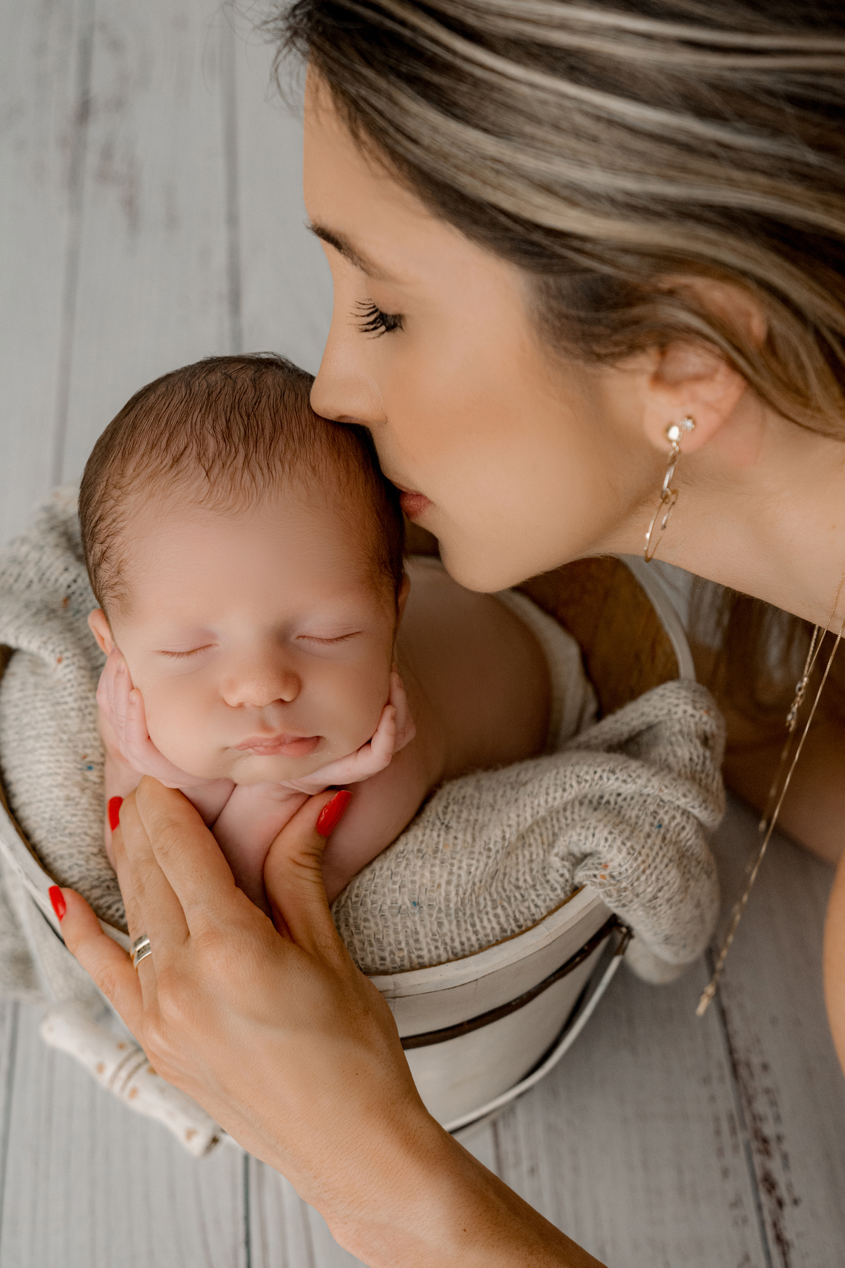 newborn barra, newborn barra da tijuca, newborn rio de janeiro, newborn clean, newborn branquinho, newborn minimalista, newborn em estúdio, fotos newborn, bebê recém-nascido, fotos minimalistas, fotos clarinhas, newborn delicado, melhor fotógrafa newborn