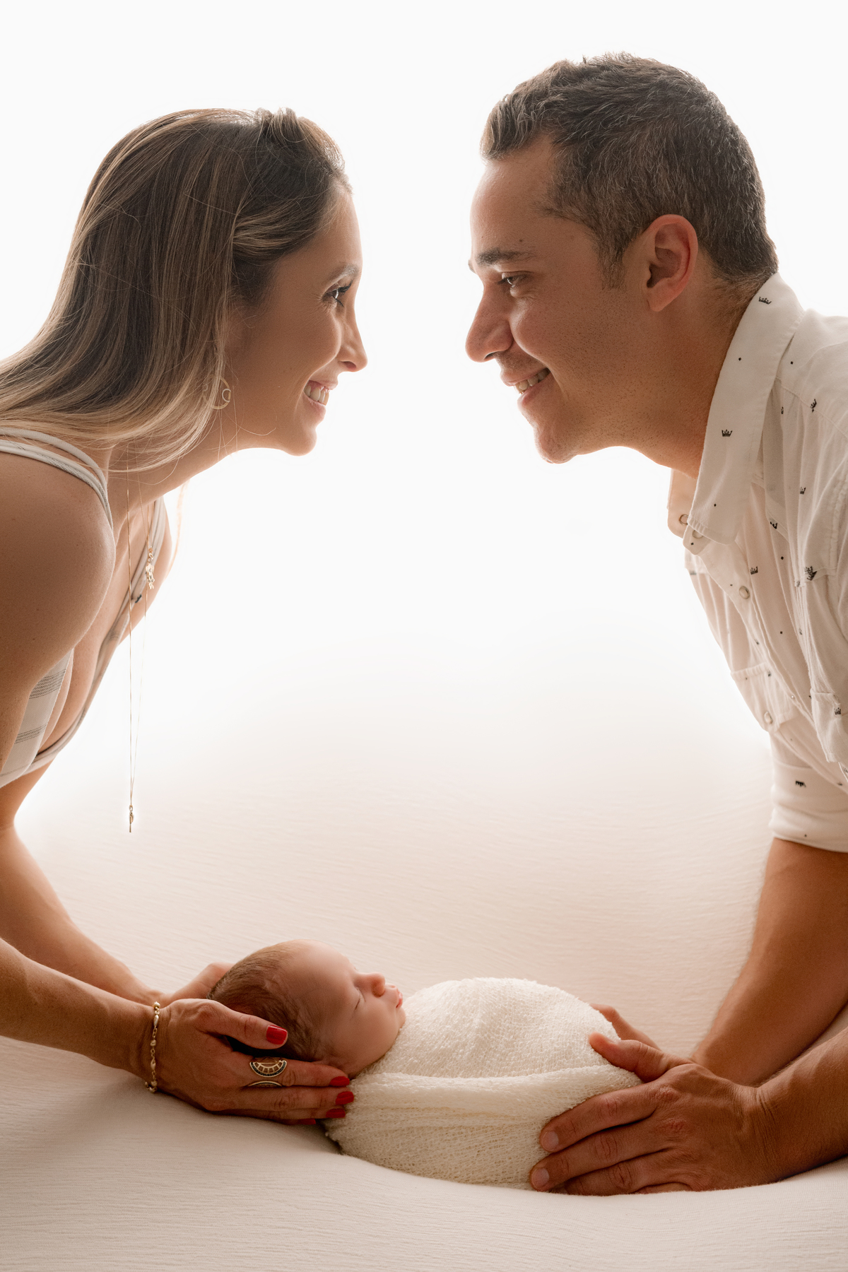 newborn barra, newborn barra da tijuca, newborn rio de janeiro, newborn clean, newborn branquinho, newborn minimalista, newborn em estúdio, fotos newborn, bebê recém-nascido, fotos minimalistas, fotos clarinhas, newborn delicado, melhor fotógrafa newborn