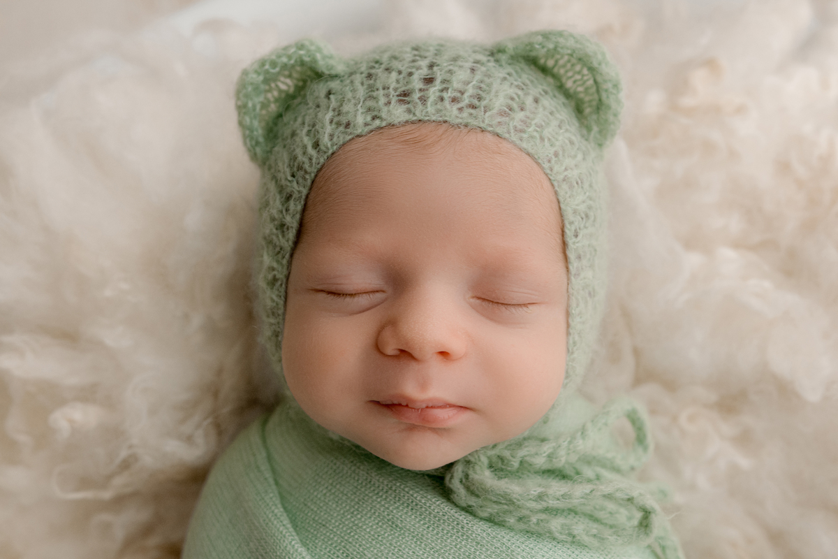 newborn barra, newborn barra da tijuca, newborn rio de janeiro, newborn clean, newborn branquinho, newborn minimalista, newborn em estúdio, fotos newborn, bebê recém-nascido, fotos minimalistas, fotos clarinhas, newborn delicado, melhor fotógrafa newborn