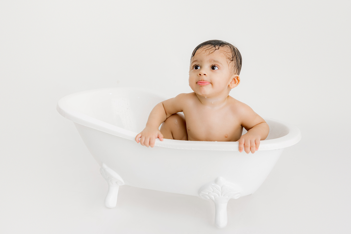 smash the cake, sessão de 1 ano, sessão com bolo, sessão com banho, fotos de bebê, cake smash, bolo para bebê, smash the cake saudável, ensaio de 1 ano, fotos de 1 ano, fotos com bolo, sessão fotográfica de1 ano, sessão de bebê, ensaio de bebê, smash