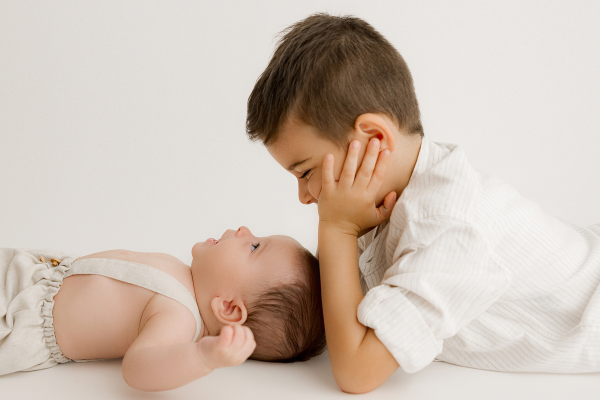 acompanhamento fotográfico de bebês, acompanhamento trimestral, acompanhamento quadrimestral, acompanhamento fotográfico em estúdio, acompanhamento de bebês barra da tijuca, ensaio infantil, sessão fotográfica de bebês, acompanhamento de bebês valor justo