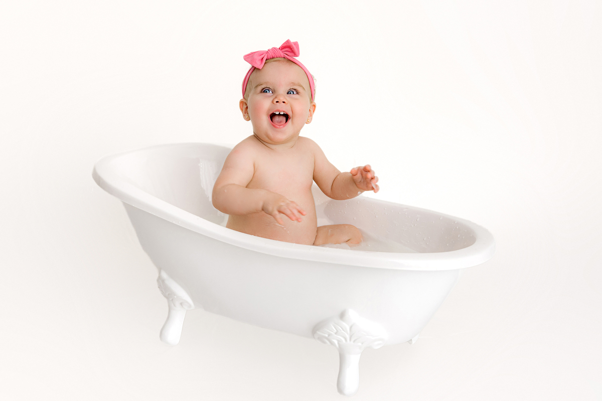 smash the cake, sessão de 1 ano, sessão com bolo, sessão com banho, fotos de bebê, cake smash, bolo para bebê, smash the cake saudável, ensaio de 1 ano, fotos de 1 ano, fotos com bolo, sessão fotográfica de1 ano, sessão de bebê, ensaio de bebê, smash