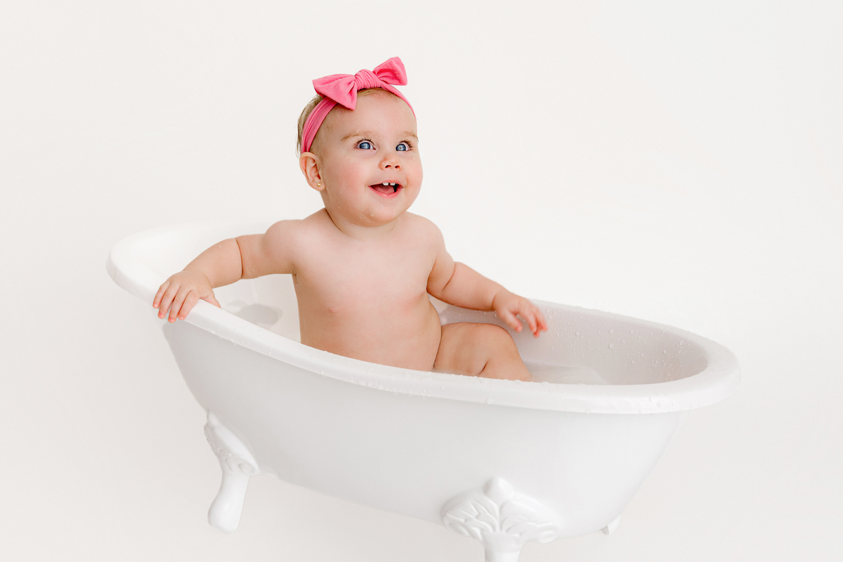 smash the cake, sessão de 1 ano, sessão com bolo, sessão com banho, fotos de bebê, cake smash, bolo para bebê, smash the cake saudável, ensaio de 1 ano, fotos de 1 ano, fotos com bolo, sessão fotográfica de1 ano, sessão de bebê, ensaio de bebê, smash