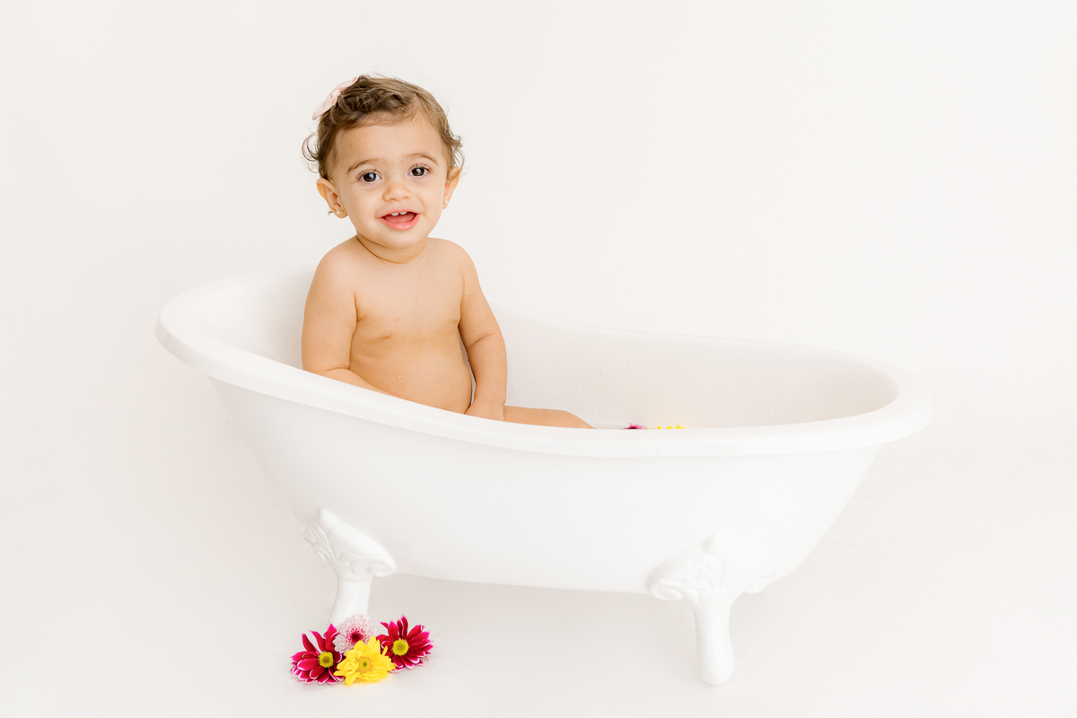 smash the cake, sessão de 1 ano, sessão com bolo, sessão com banho, fotos de bebê, cake smash, bolo para bebê, smash the cake saudável, ensaio de 1 ano, fotos de 1 ano, fotos com bolo, sessão fotográfica de1 ano, sessão de bebê, ensaio de bebê, smash