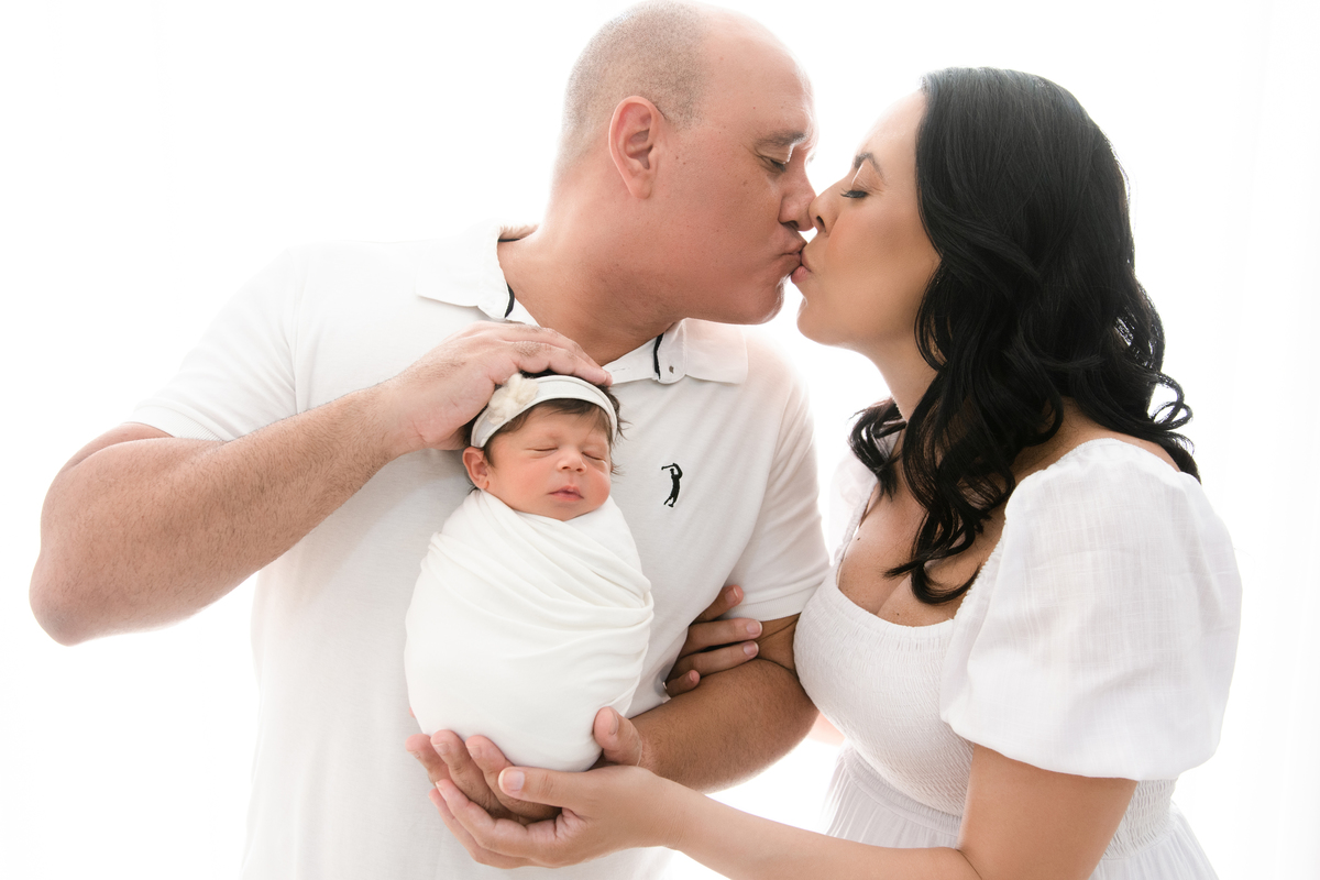 newborn, newborn barra, newborn barra da tijuca, newborn RJ, fotos newborn, fotografia newborn, fotos de bebê, fotss de recém-nascido, álbum de bebê, perinatal, fotografa newborn,  melhor fotógrafa newborn, melhor estúdio newborn, pioneira em newborn