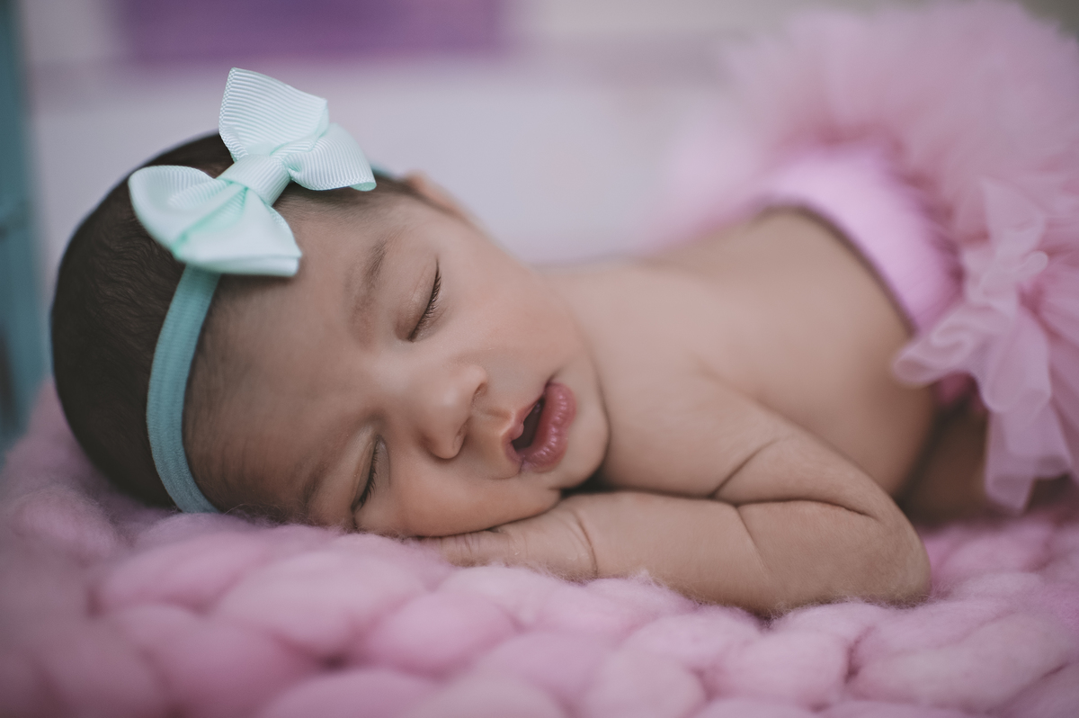 newborn, foto de recém-nascido, fotografia de recém-nascido, estúdio na barra da tijuca, barra da tijuca, rio de janeiro