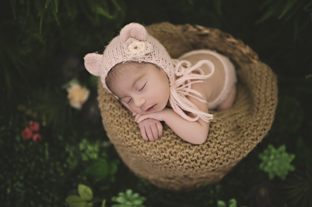 jardim secreto, newborn no jardim, fotografia newborn, ensaio newborn na barra da tijuca, estúdio meu sonho, fotografia de bebê