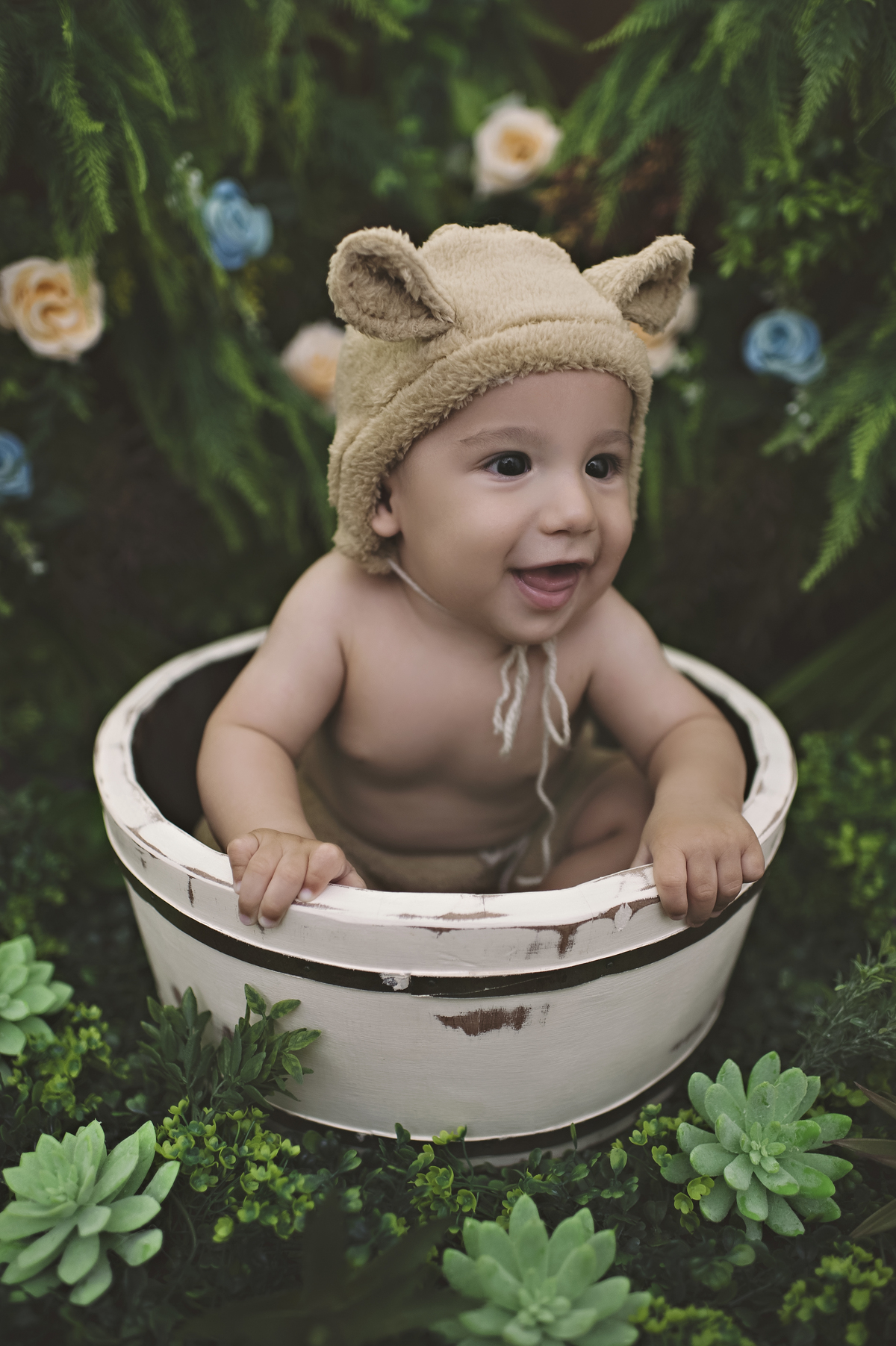 sessão promocional de bebês, ensaio de bebê, fotografia de bebê, foto de bebê, Barra da Tijuca, Barra Tower Offices, Estúdio meu Sonho, Rio de Janeiro, Rita Rodrigues Fotografia, jardim secreto