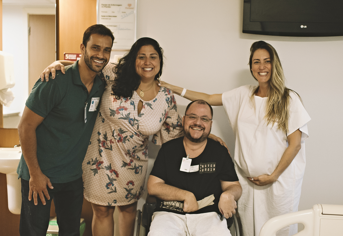 foto de parto, fotos na maternidade, parto, cesárea, nascimento, registro do nascimento, foto com emoção, registro do parto, perinatal da barra, parto com emoção, fotografia  de parto