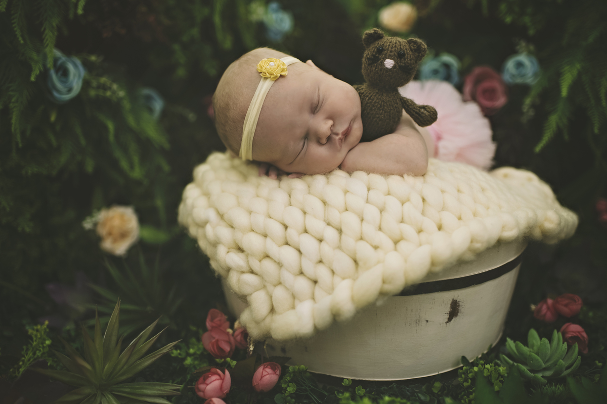 newborn barra da tijuca, estúdio barra da tijuca, ensaio newborn barra, fotografia newborn, foto de recém-nascido na barra, jardim secreto, bebê no jardim, foto newborn no jardim, barra tower office, recreio dos bandeirantes, barra, bebê, foto de bebê