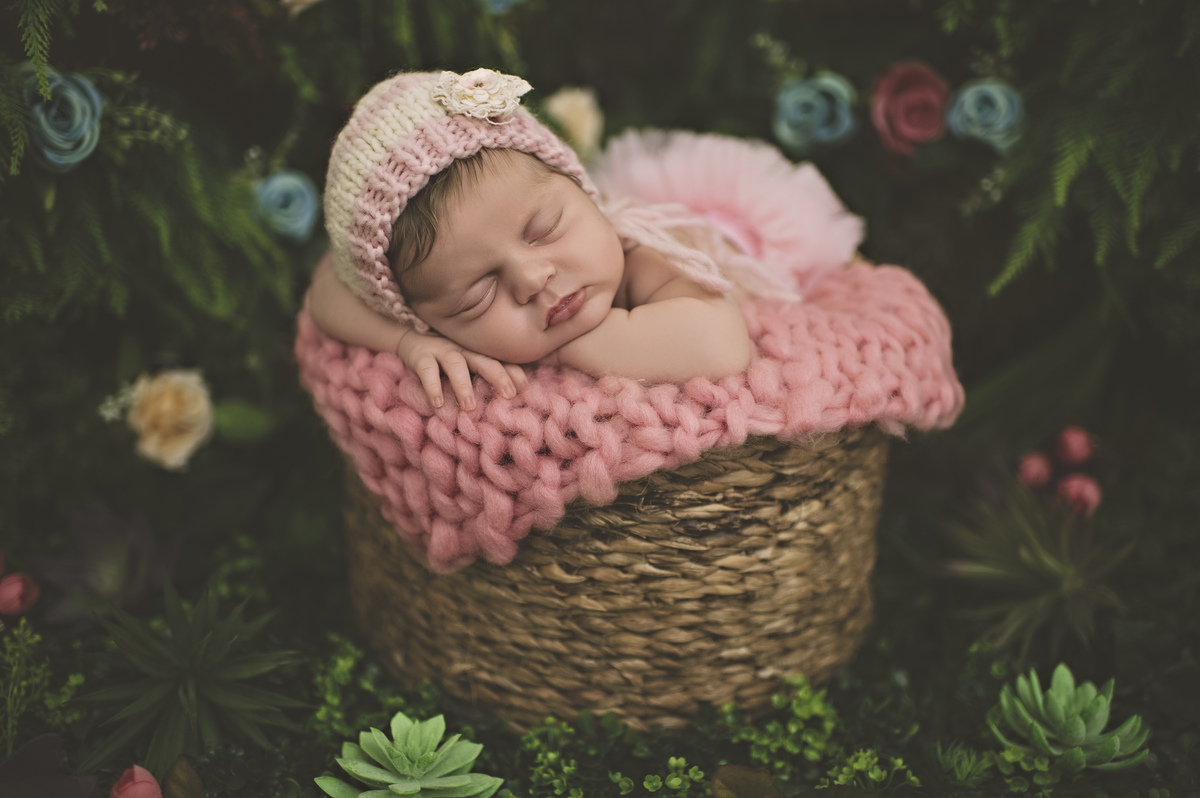 newborn, recém-nascido, ensaio newborn barra da tijuca, fotografia newborn, barra da tijuca, newborn barra, foto de recém-nascidos na barra, estúdio fotográfico para bebes na barra da tijuca, rita rodrigues fotografia, barra tower offices, jardim secreto