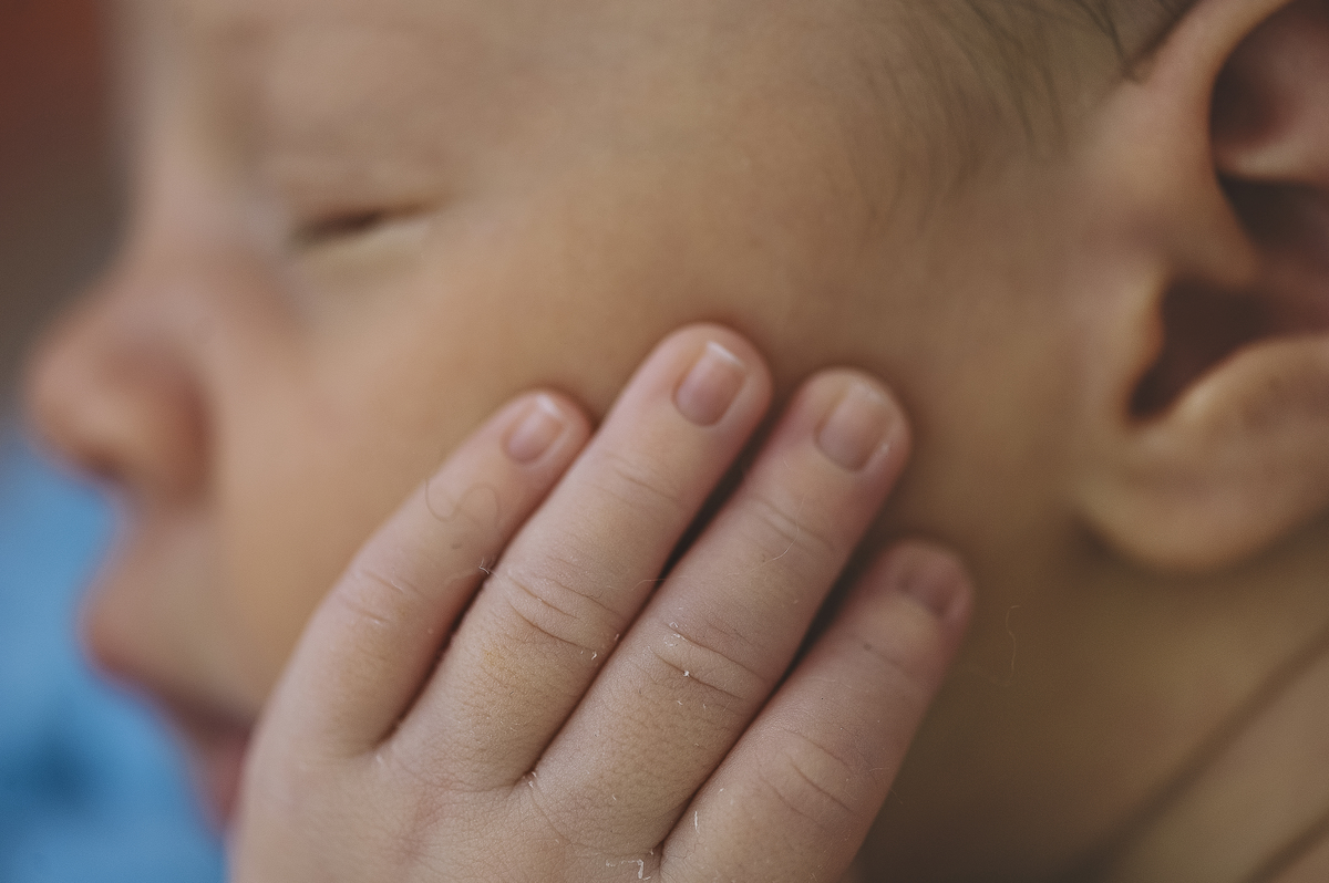 foto macro, newborn macro, ensaio newborn barra da tijuca, estúdio newborn na barra da tijuca, foto de recém-nascido, fotografia de recém-nascido, book infantil barra da tijuca, foto de bebê, fotografia de bebê na barra da tijuca, estúdio na barra