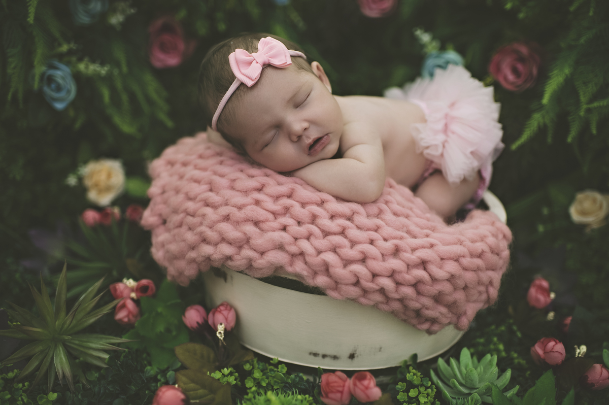 foto newborn, ensaio newborn barra da tijuca, newborn barra, foto de recém-nascido barra da tijuca, foto de bebê, fotografia de bebê, estúdio para bebês na barra, barra tower offices, rita rodrigues fotografia, newborn, barra da tijuca, jardim secreto