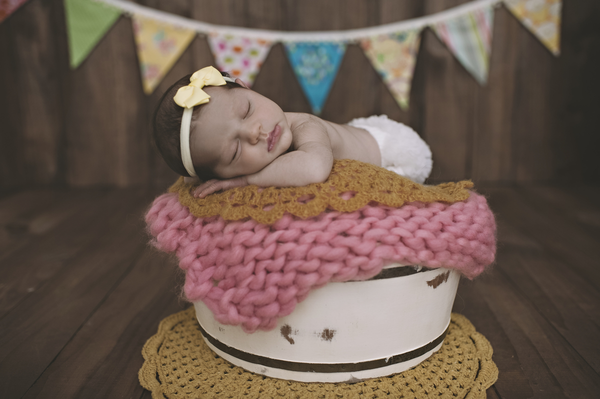 newborn, ensaio newborn barra da tijuca, foto newborn barra da tijuca, foto de recém-nascido barra da tijuca, foto de bebê barra da tijuca, estúdio fotográfico para bebês na barra da tijuca, barra tower offices, rita rodrigues fotografia, abfrn