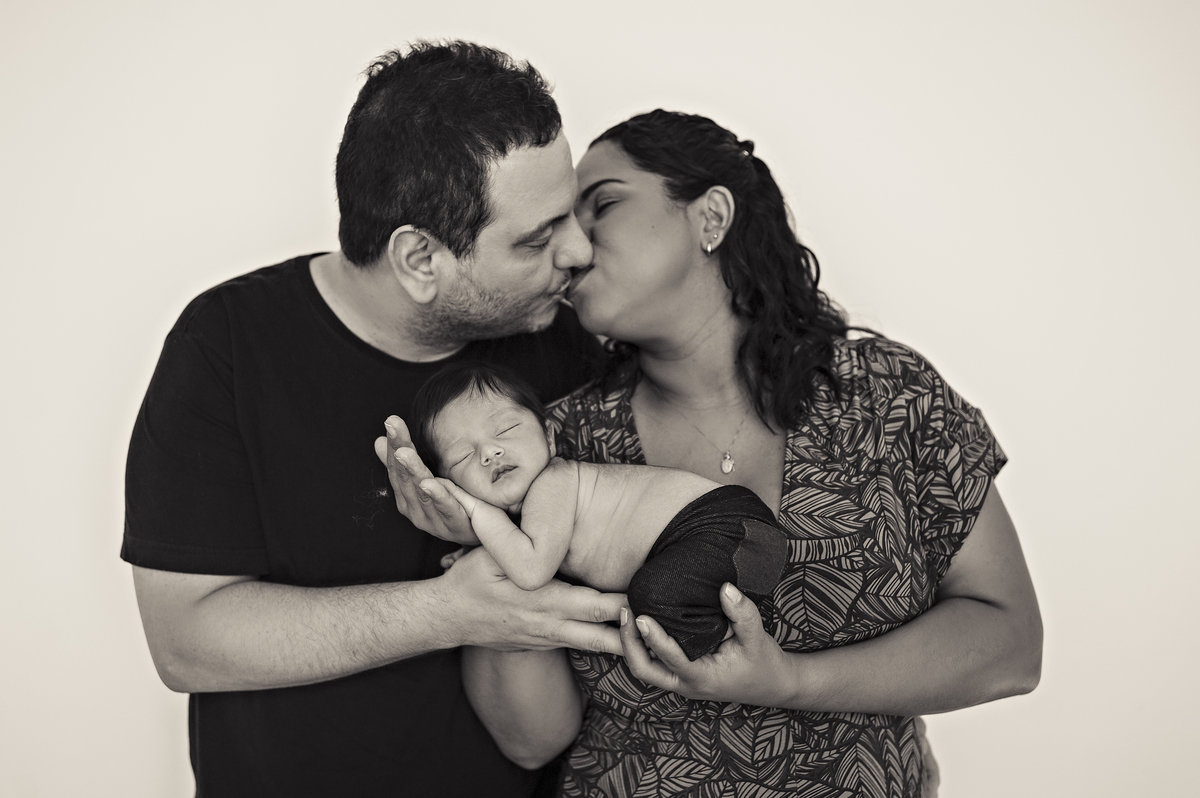 ensaio newborn na barra da tijuca, estúdio fotográfico na barra da tijuca, estúdio newborn na barra, ensaio de recém-nascidos, foto de recém-nascidos na barra, foto de bebês, estúdio infantil na barra, book infantil barra da tijuca, ensaio infantil, bebês