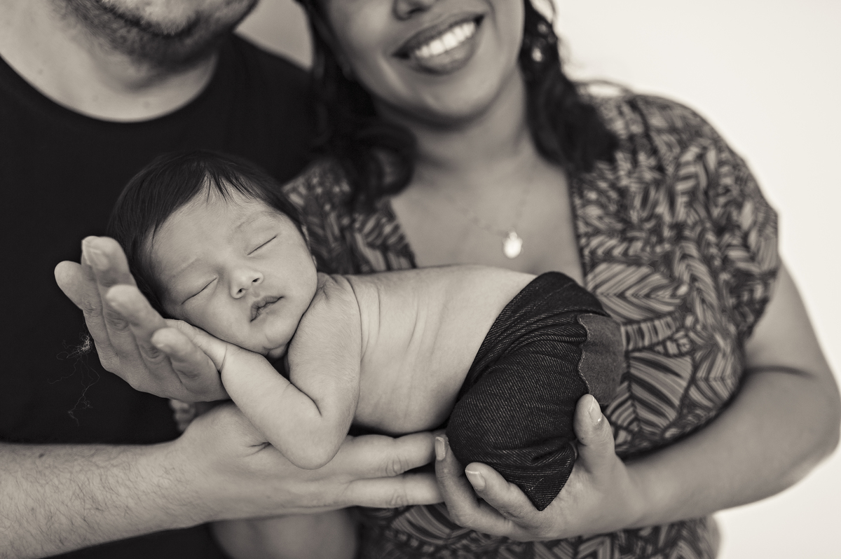 ensaio newborn na barra da tijuca, estúdio fotográfico na barra da tijuca, estúdio newborn na barra, ensaio de recém-nascidos, foto de recém-nascidos na barra, foto de bebês, estúdio infantil na barra, book infantil barra da tijuca, ensaio infantil, bebês