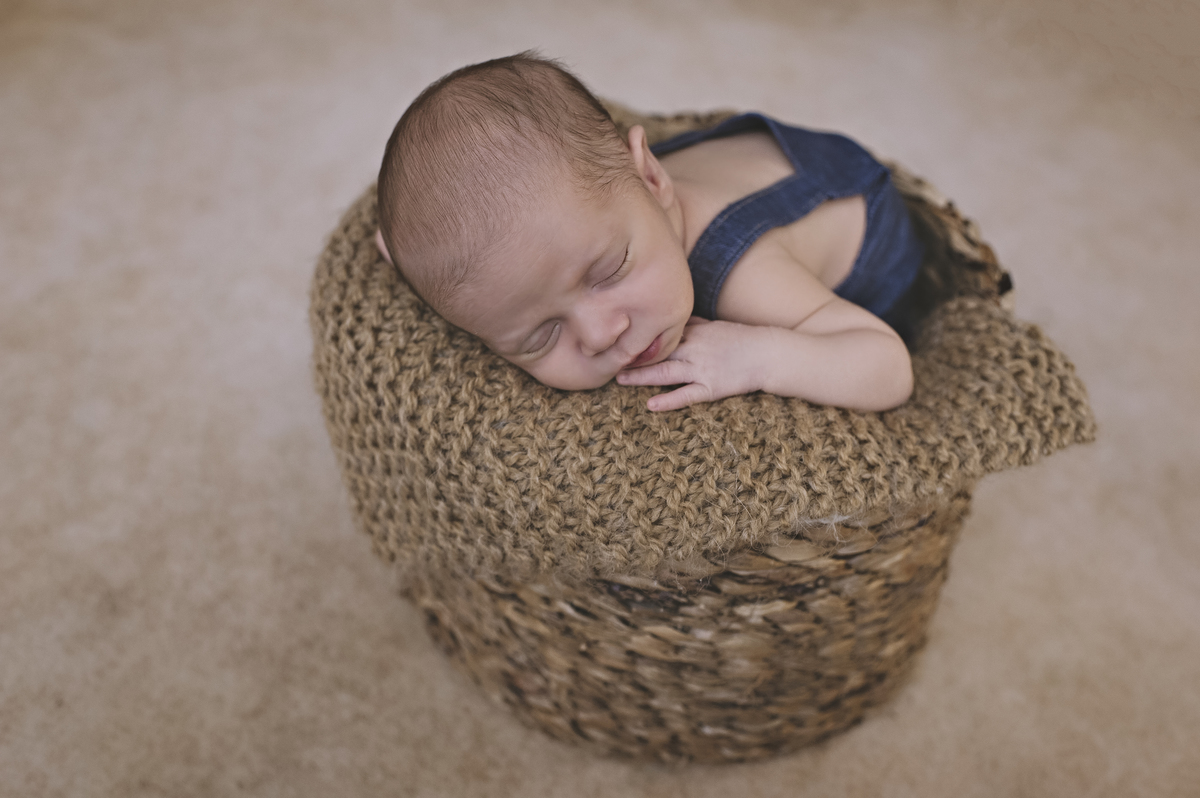 newborn barra da tijuca, ensaio newborn, foto de recém-nascido na barra da tijuca, fotografia de bebês barra da tijuca, book infantil barra da tijuca, estúdio fotográfico infantil barra da tijuca, ensaio com recém-nascidos na barra da tijuca, foto de bebê