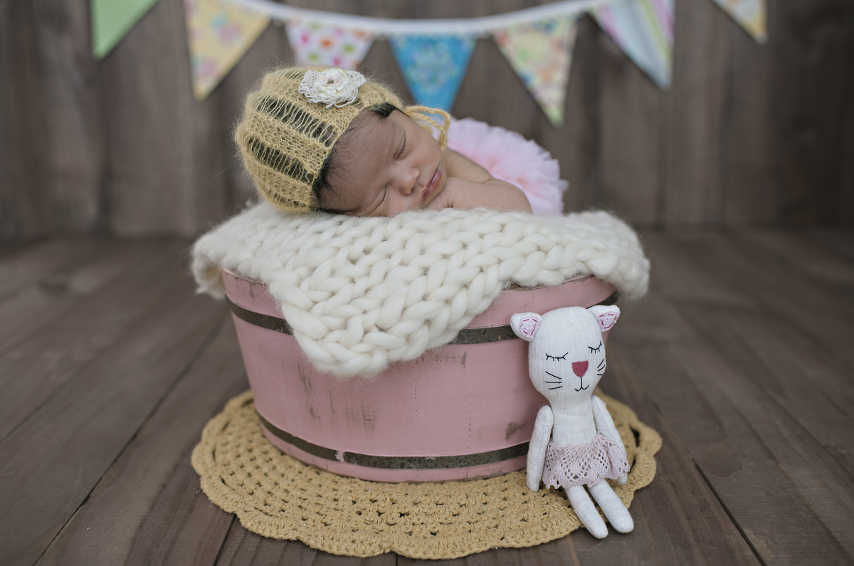 newborn, workshop de fotografia newborn, newborn barra da tijuca, estúdio fotográfico de bebês na barra, fotografia de bebês, foto de bebês, ensaio de recém-nascidos, fotografia de recém-nascidos na barra, rita rodrigues fotografia, rita kessler