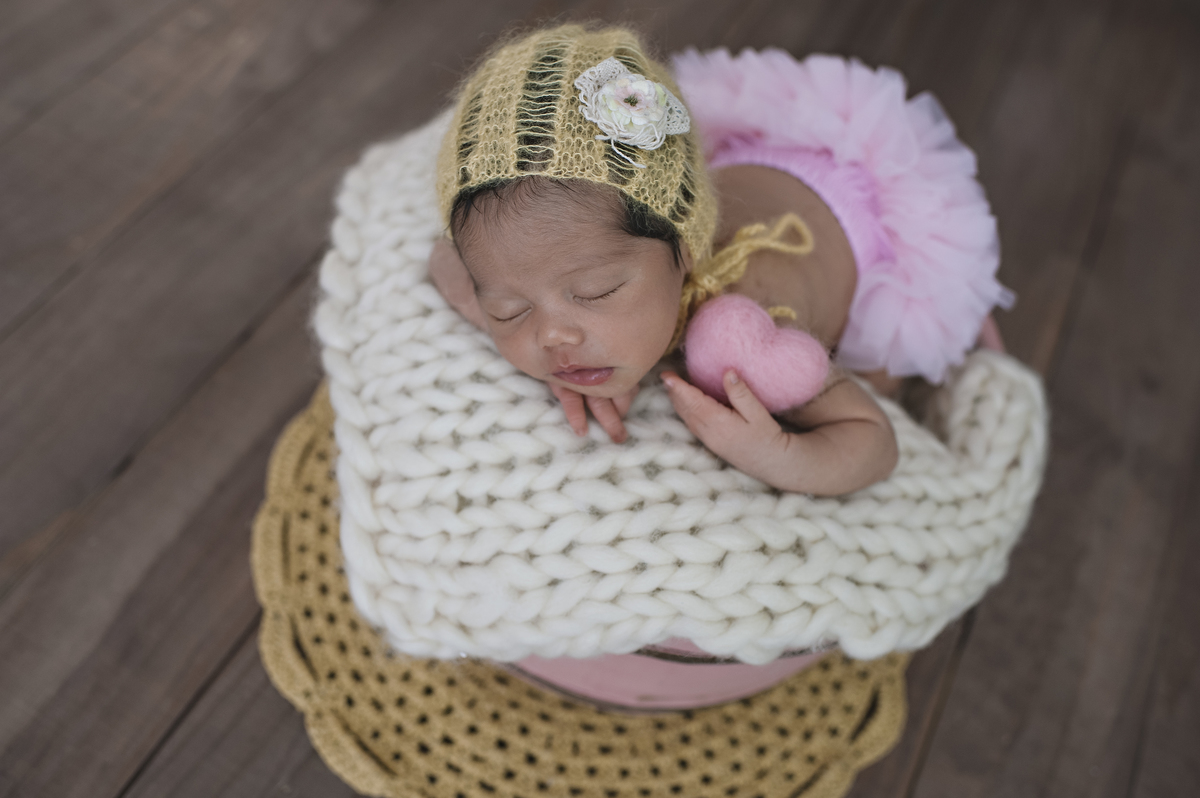 newborn, workshop de fotografia newborn, newborn barra da tijuca, estúdio fotográfico de bebês na barra, fotografia de bebês, foto de bebês, ensaio de recém-nascidos, fotografia de recém-nascidos na barra, rita rodrigues fotografia, rita kessler