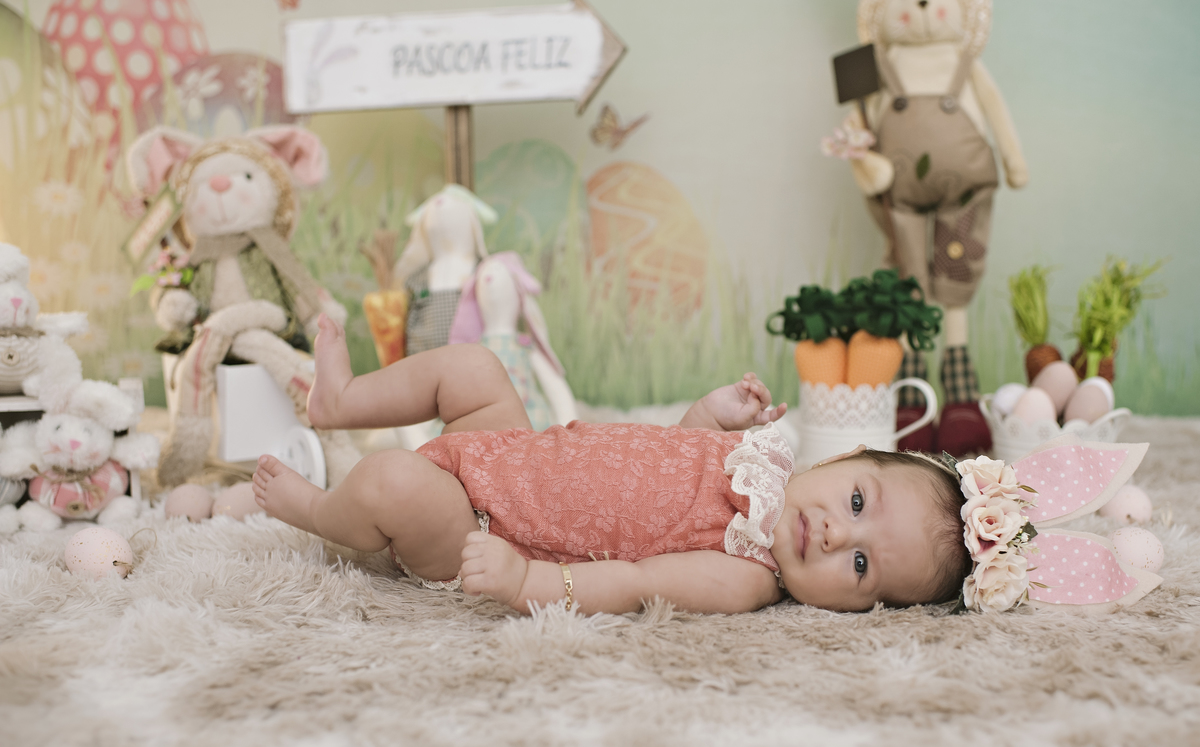 Mini sessão de páscoa, páscoa solidária, ensaio de Páscoa na barra da tijuca, fotografia de bebês, foto de bebês na barra, estúdio fotográfico infantil barra da tijuca, rita rodrigues embaixadora da ABFRN, book infantil, ensaio infantil, foto de Páscoa