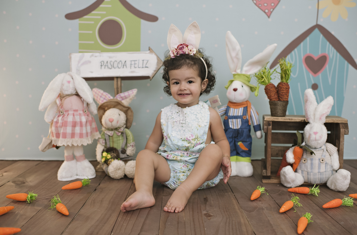 Mini sessão de páscoa, páscoa solidária, ensaio de Páscoa na barra da tijuca, fotografia de bebês, foto de bebês na barra, estúdio fotográfico infantil barra da tijuca, rita rodrigues embaixadora da ABFRN, book infantil, ensaio infantil, foto de Páscoa