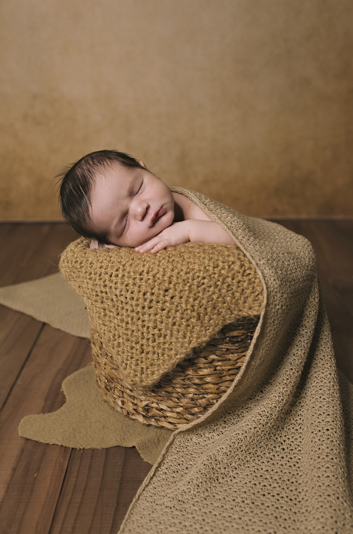 newborn, ensaio newborn, newborn barra da tijuca, estúdio barra da tijuca, embaixadora da ABFRN, associação brasileira de fotógrafos de recém-nascidos, segurança em primeiro lugar, newborn feito com amor, rita kessler e rita rodrigues são a mesma pessoa,