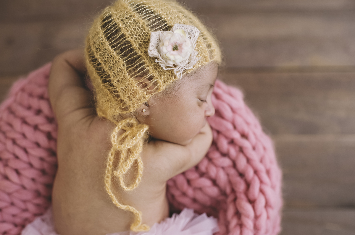 ensaio newborn, newborn, barra da tijuca, rita rodrigues fotografia, abfrn, embaixadora da ABFRN, segurança em primeiro lugar, fotografia newborn, foto de recém-nascido, estúdio na barra da tijuca, barra tower offices, rita kessler