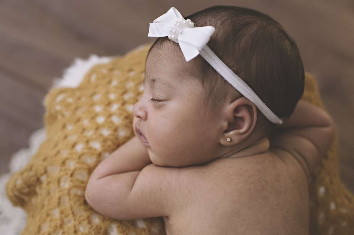 ensaio newborn, newborn, barra da tijuca, rita rodrigues fotografia, abfrn, embaixadora da ABFRN, segurança em primeiro lugar, fotografia newborn, foto de recém-nascido, estúdio na barra da tijuca, barra tower offices, rita kessler