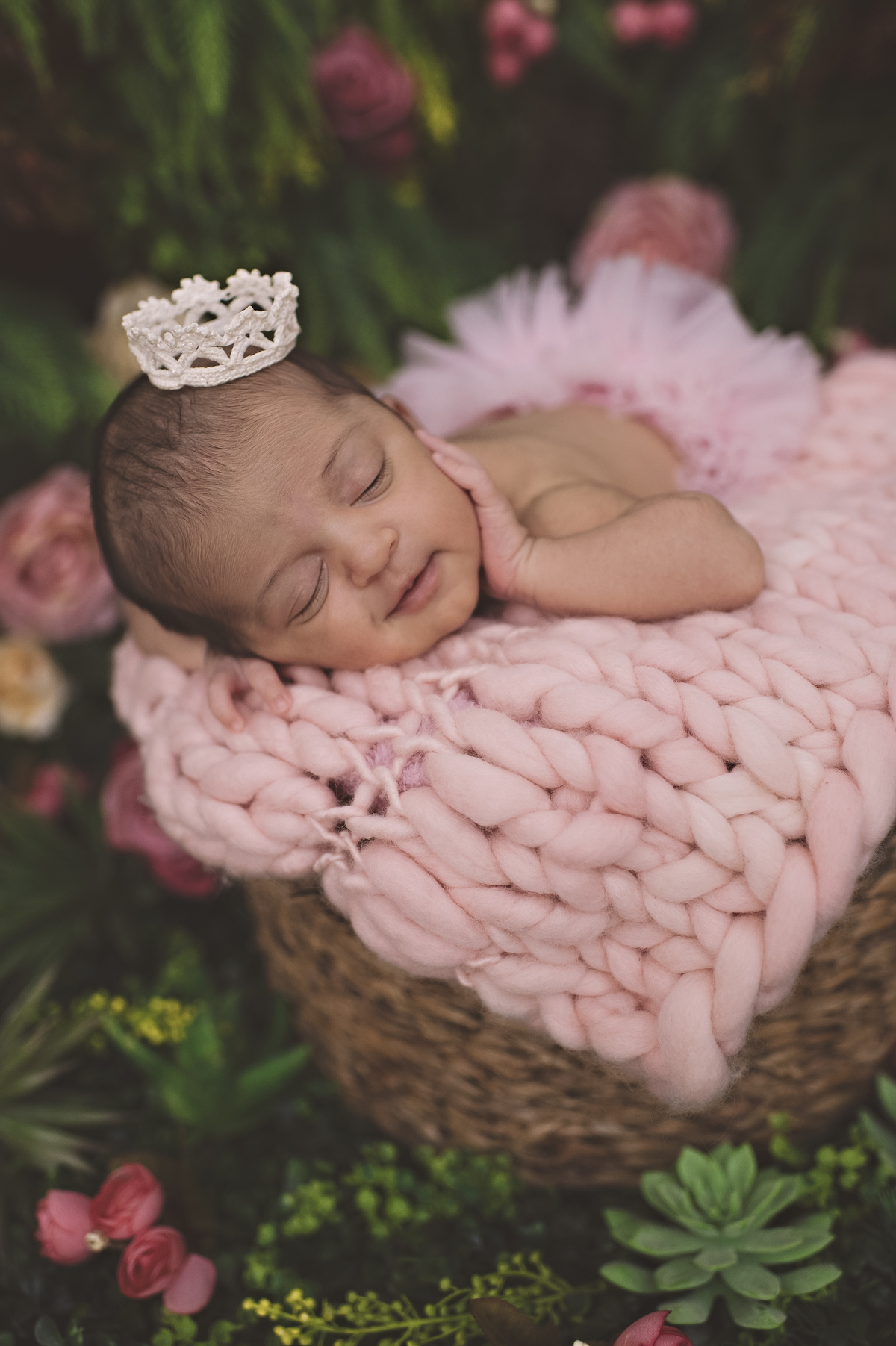 ensaio newborn, newborn, barra da tijuca, rita rodrigues fotografia, abfrn, embaixadora da ABFRN, segurança em primeiro lugar, fotografia newborn, foto de recém-nascido, estúdio na barra da tijuca, barra tower offices, rita kessler, jardim secreto