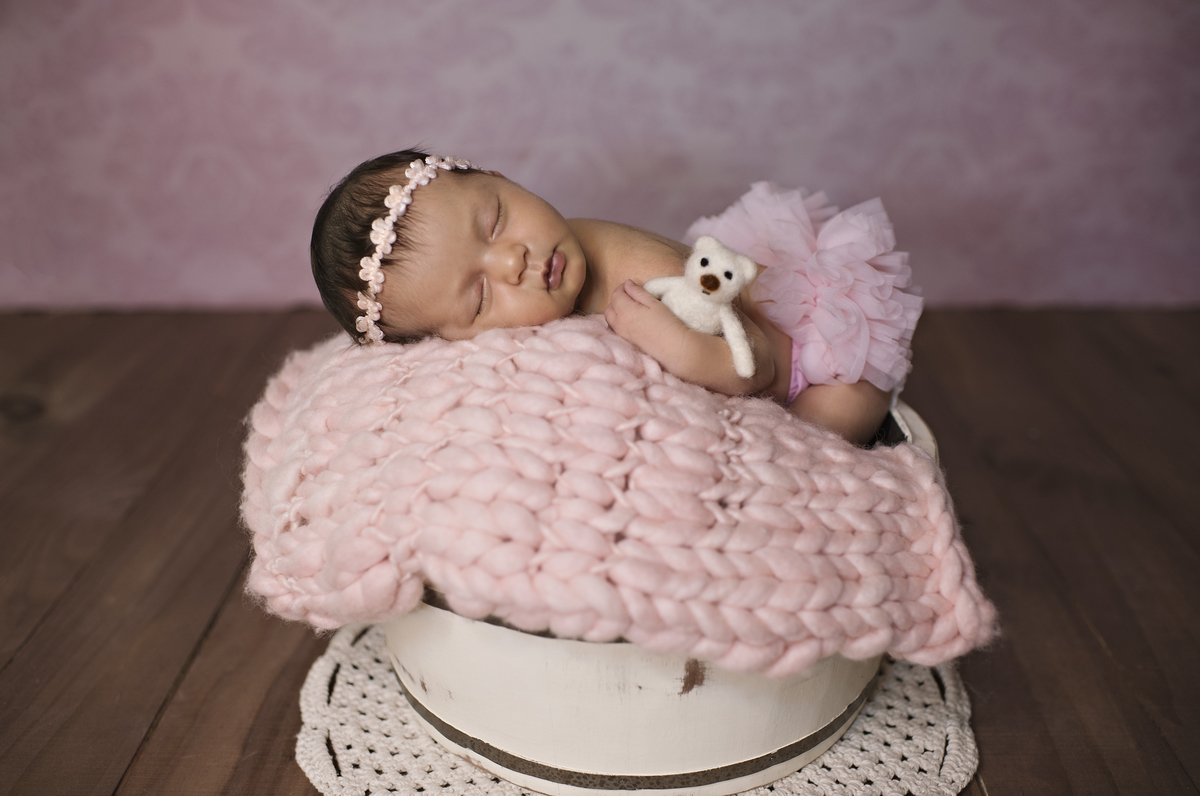 newborn barra da tijuca, ensaio newborn, barra da tijuca, barra tower offices, foto de recém-nascidos, ensaio de bebês, abfrn, estúdio na barra da tijuca, foto de bebês, estúdio infantil, rita rodrigues fotografia, rita kessler, mãe de menina 