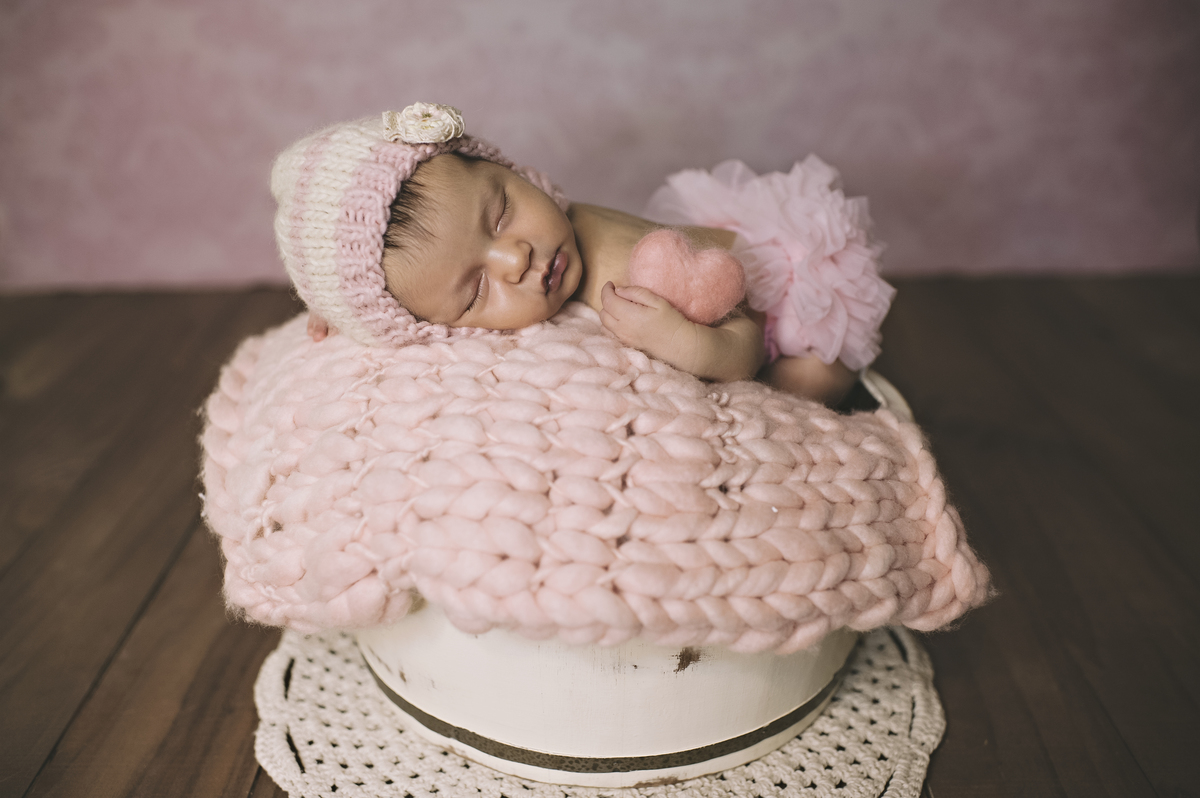 newborn barra da tijuca, ensaio newborn, barra da tijuca, barra tower offices, foto de recém-nascidos, ensaio de bebês, abfrn, estúdio na barra da tijuca, foto de bebês, estúdio infantil, rita rodrigues fotografia, rita kessler, mãe de menina 