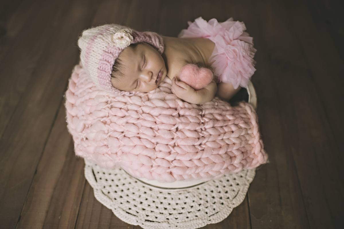 newborn barra da tijuca, ensaio newborn, barra da tijuca, barra tower offices, foto de recém-nascidos, ensaio de bebês, abfrn, estúdio na barra da tijuca, foto de bebês, estúdio infantil, rita rodrigues fotografia, rita kessler, mãe de menina 