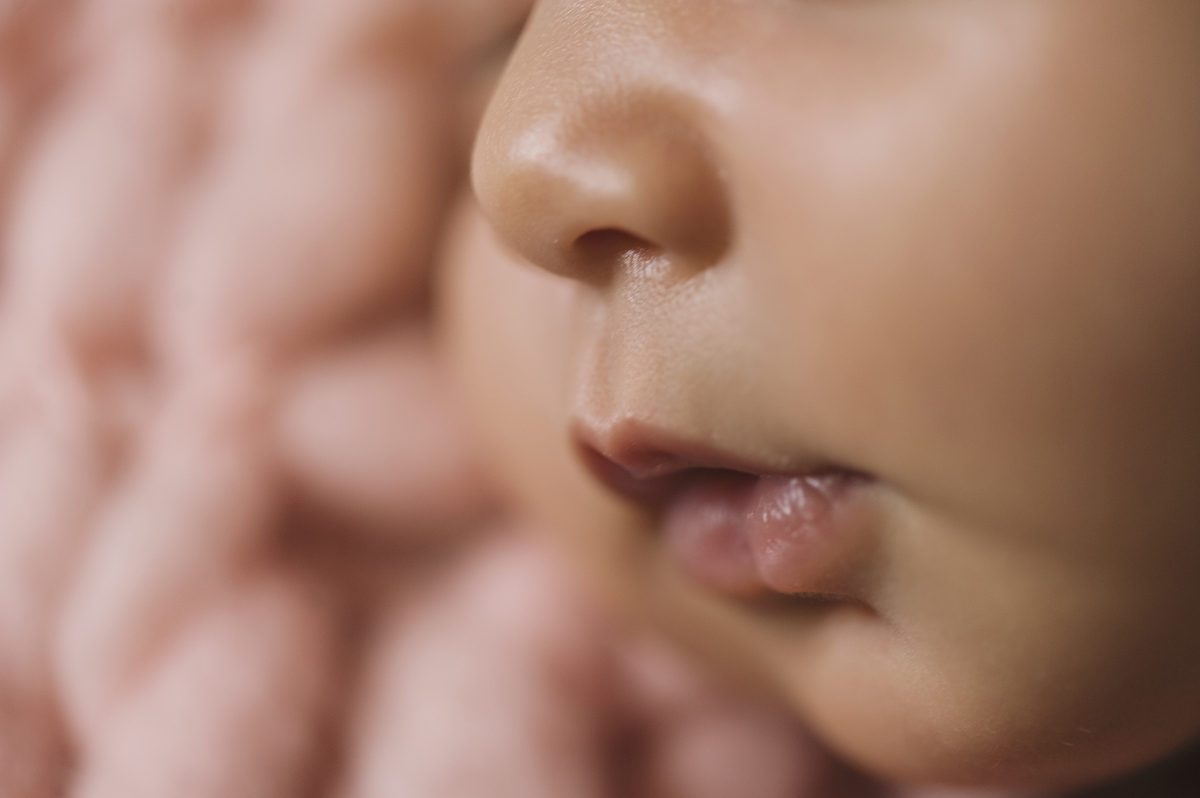 newborn barra da tijuca, ensaio newborn, barra da tijuca, barra tower offices, foto de recém-nascidos, ensaio de bebês, abfrn, estúdio na barra da tijuca, foto de bebês, estúdio infantil, rita rodrigues fotografia, rita kessler, foto macro, detalhes