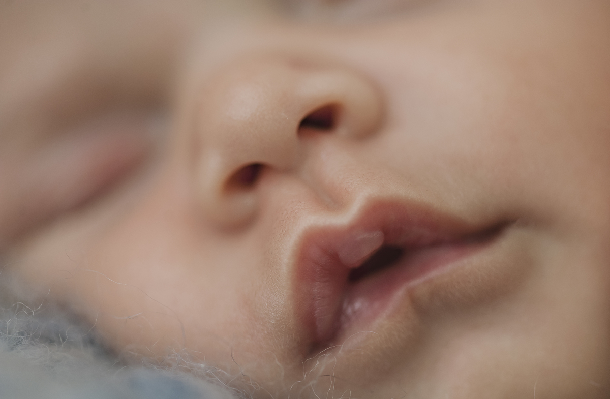 ensaio newborn barra da tijuca, newborn barra, foto de recém-nascido barra da tijuca, estudio newborn na barra da tijuca, foto de bebê, ensaio de recém-nascido, rita rodrigues, rita kessler, fotografia newborn, recém-nascidos, foto macro, detalhes