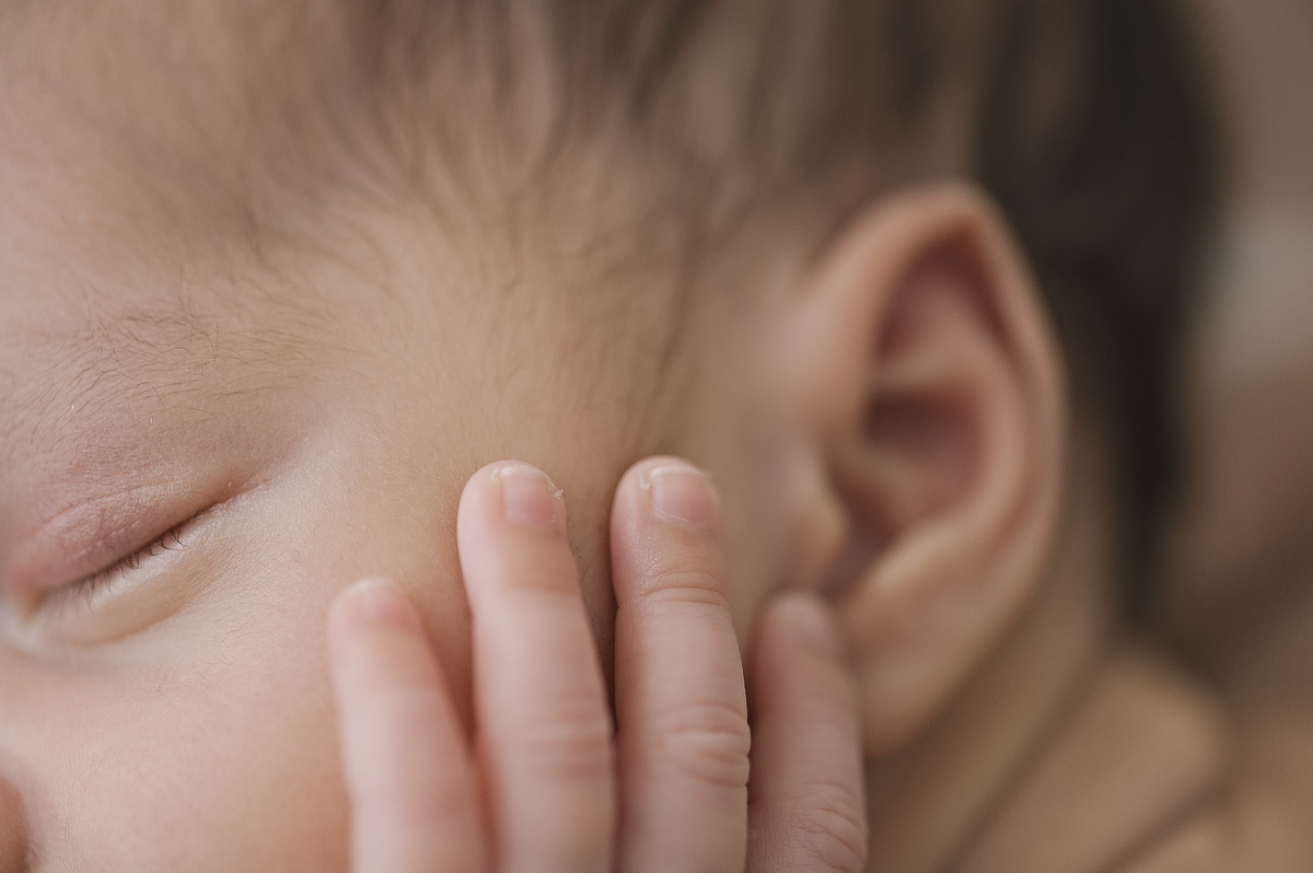 ensaio newborn barra da tijuca, newborn barra, foto de recém-nascido barra da tijuca, estudio newborn na barra da tijuca, foto de bebê, ensaio de recém-nascido, rita rodrigues, rita kessler, fotografia newborn, recém-nascidos, foto macro, detalhes