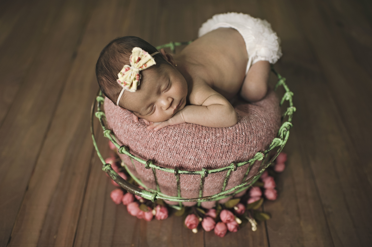 newborn, newborn barra da tijuca, ensaio newborn, foto de recém-nascido, abfrn, foto de bebê, estúdio fotográfico na barra, foto de recém-nascido na barra da tijuca, fotógrafa infantil na barra, rita rodrigues, rita kessler, ensaio de bebê, book infantil