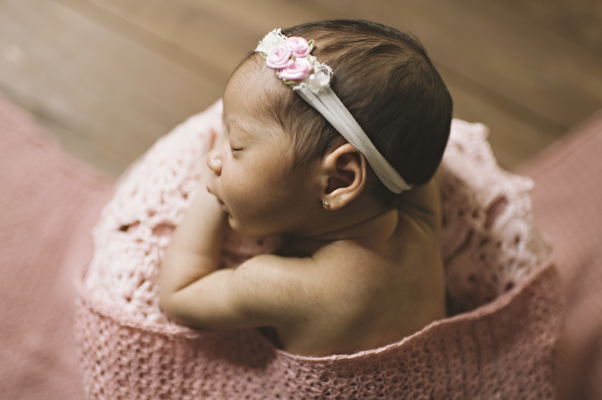 newborn, newborn barra da tijuca, ensaio newborn, foto de recém-nascido, abfrn, foto de bebê, estúdio fotográfico na barra, foto de recém-nascido na barra da tijuca, fotógrafa infantil na barra, rita rodrigues, rita kessler, ensaio de bebê, book infantil