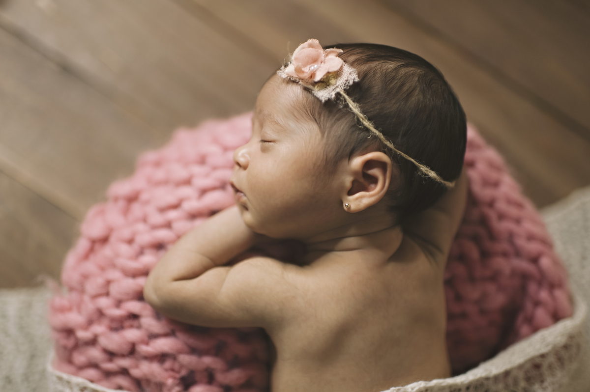 newborn, newborn barra da tijuca, ensaio newborn, foto de recém-nascido, abfrn, foto de bebê, estúdio fotográfico na barra, foto de recém-nascido na barra da tijuca, fotógrafa infantil na barra, rita rodrigues, rita kessler, ensaio de bebê, book infantil
