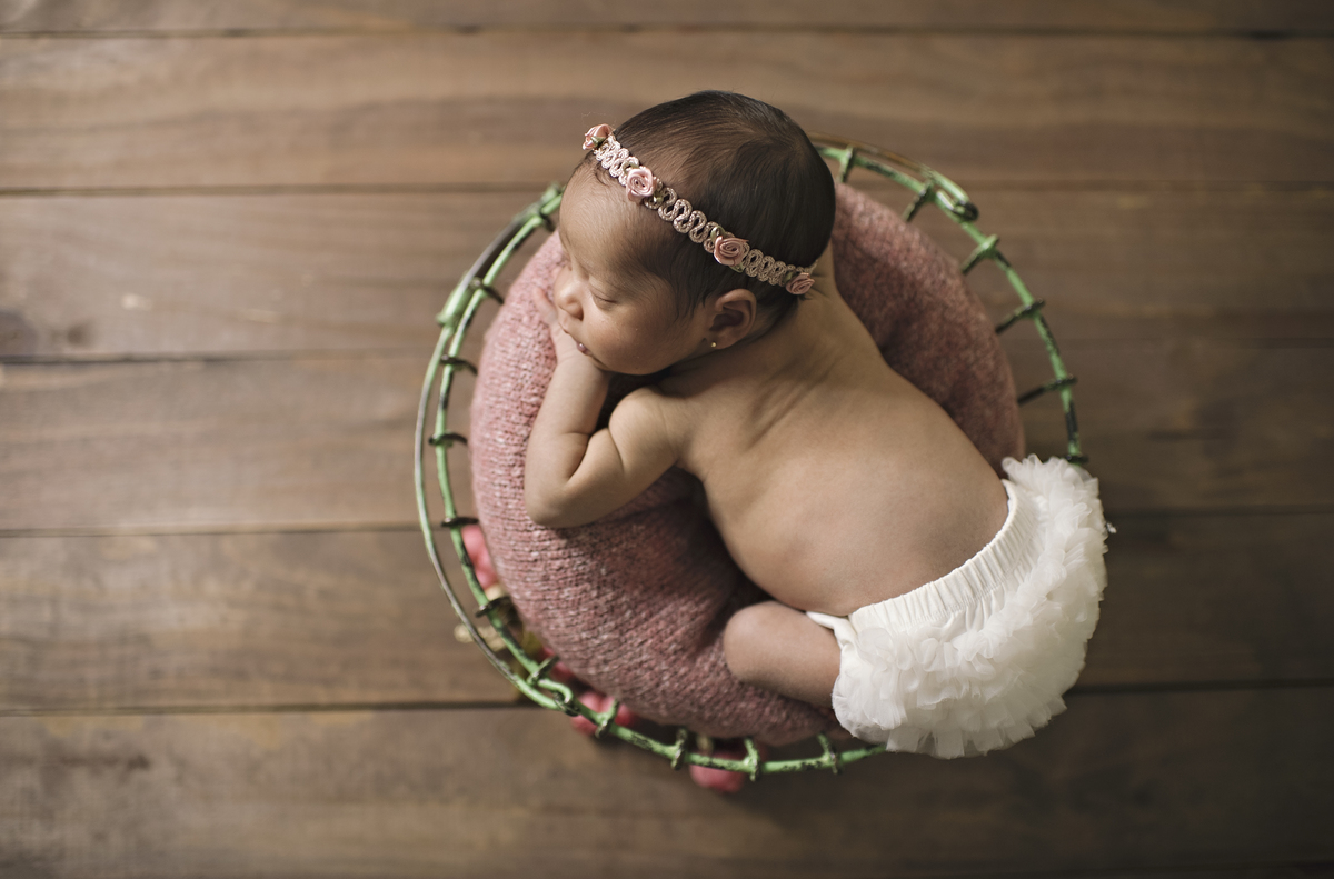 newborn, newborn barra da tijuca, ensaio newborn, foto de recém-nascido, abfrn, foto de bebê, estúdio fotográfico na barra, foto de recém-nascido na barra da tijuca, fotógrafa infantil na barra, rita rodrigues, rita kessler, ensaio de bebê, book infantil