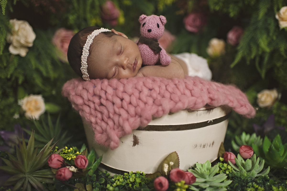 newborn, newborn barra da tijuca, ensaio newborn, foto de recém-nascido, abfrn, foto de bebê, estúdio fotográfico na barra, foto de recém-nascido na barra da tijuca, fotógrafa infantil na barra, rita rodrigues, rita kessler, ensaio de bebê, book infantil