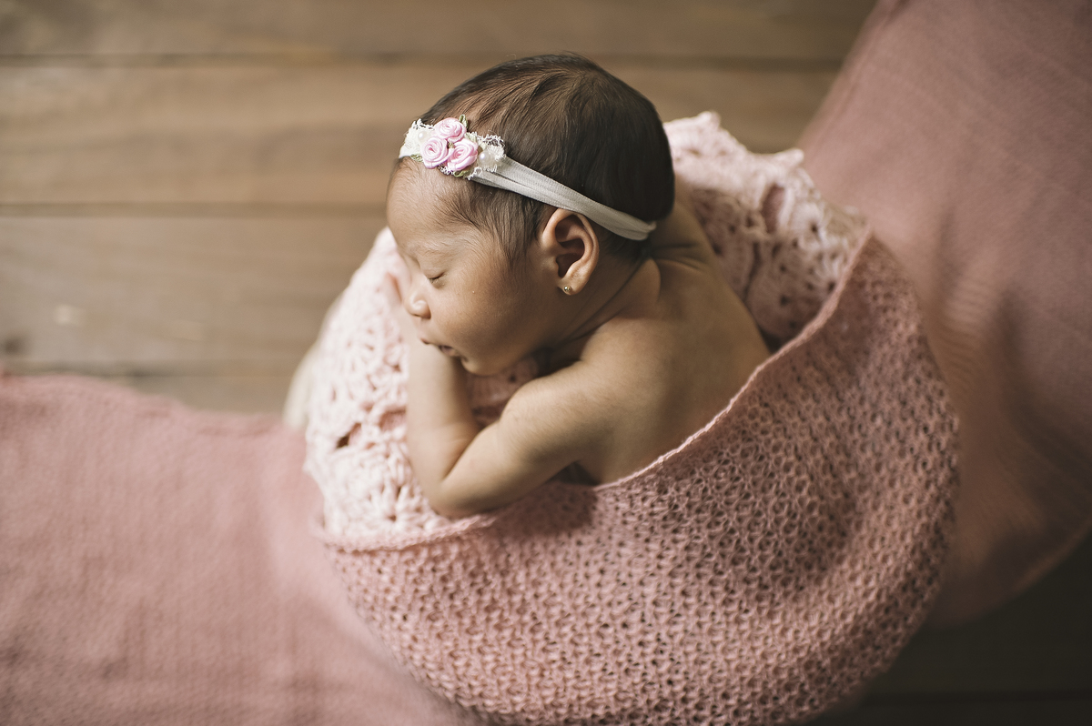 newborn, newborn barra da tijuca, ensaio newborn, foto de recém-nascido, abfrn, foto de bebê, estúdio fotográfico na barra, foto de recém-nascido na barra da tijuca, fotógrafa infantil na barra, rita rodrigues, rita kessler, ensaio de bebê, book infantil