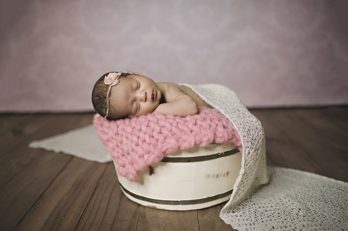 newborn, newborn barra da tijuca, ensaio newborn, foto de recém-nascido, abfrn, foto de bebê, estúdio fotográfico na barra, foto de recém-nascido na barra da tijuca, fotógrafa infantil na barra, rita rodrigues, rita kessler, ensaio de bebê, book infantil