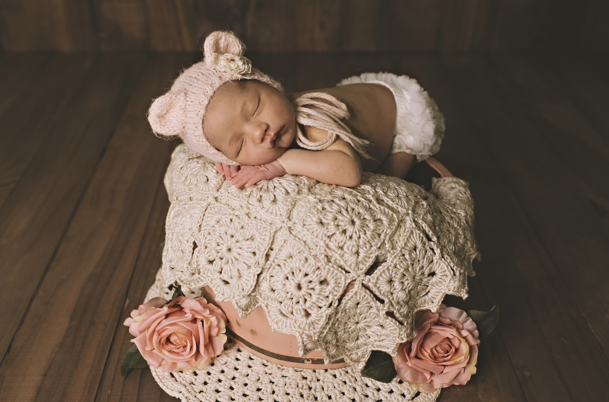 Newborn barra da tijuca, ensaio de recém-nascido, foto newborn, foto de recém-nascido, book de bebê, fotografia newborn barra, estúdio newborn na barra da tijuca, fotógrafa newborn, abfrn, album de bebê, fotografa experiente, rita rodrigues, rita kessler 