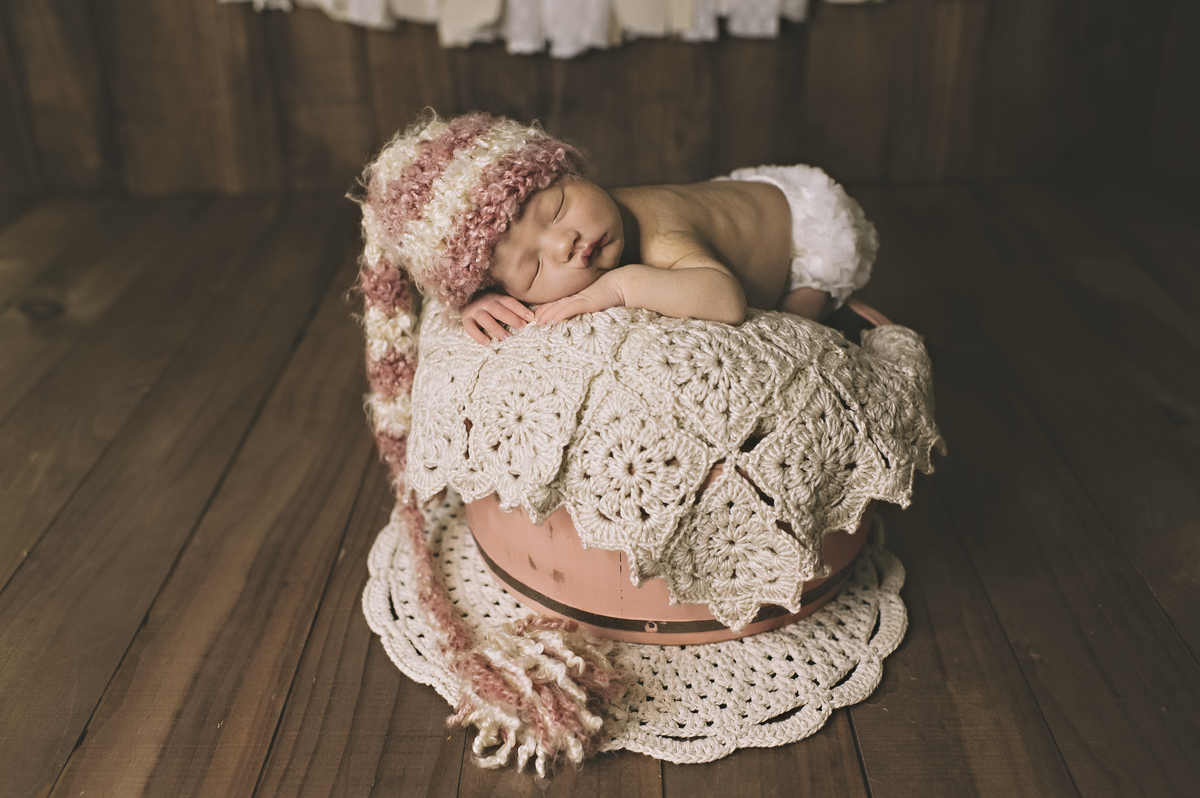 Newborn barra da tijuca, ensaio de recém-nascido, foto newborn, foto de recém-nascido, book de bebê, fotografia newborn barra, estúdio newborn na barra da tijuca, fotógrafa newborn, abfrn, album de bebê, fotografa experiente, rita rodrigues, rita kessler