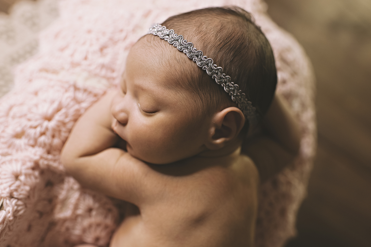 Newborn barra da tijuca, ensaio de recém-nascido, foto newborn, foto de recém-nascido, book de bebê, fotografia newborn barra, estúdio newborn na barra da tijuca, fotógrafa newborn, abfrn, album de bebê, fotografa experiente, rita rodrigues, rita kessler