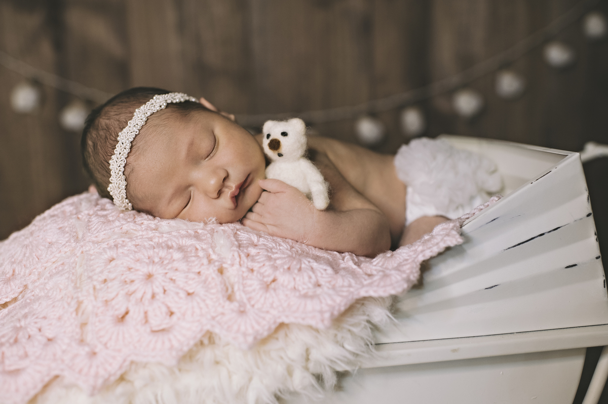 Newborn barra da tijuca, ensaio de recém-nascido, foto newborn, foto de recém-nascido, book de bebê, fotografia newborn barra, estúdio newborn na barra da tijuca, fotógrafa newborn, abfrn, album de bebê, fotografa experiente, rita rodrigues, rita kessler