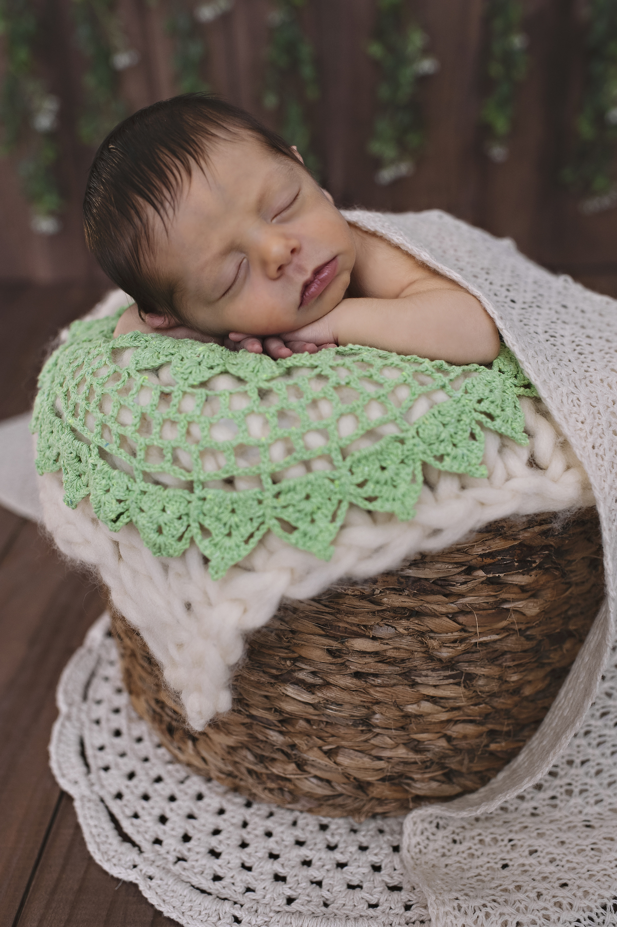 newborn barra da tijuca, foto de bebê barra da tijuca, estúdio infantil na barra, ensayo newborn, foto de recém-nascido, estúdio fotográfico, newborn com segurança, rita rodrigues fotografia, foto de bebê, fotografia de bebê na barra, foto newborn, abfrn