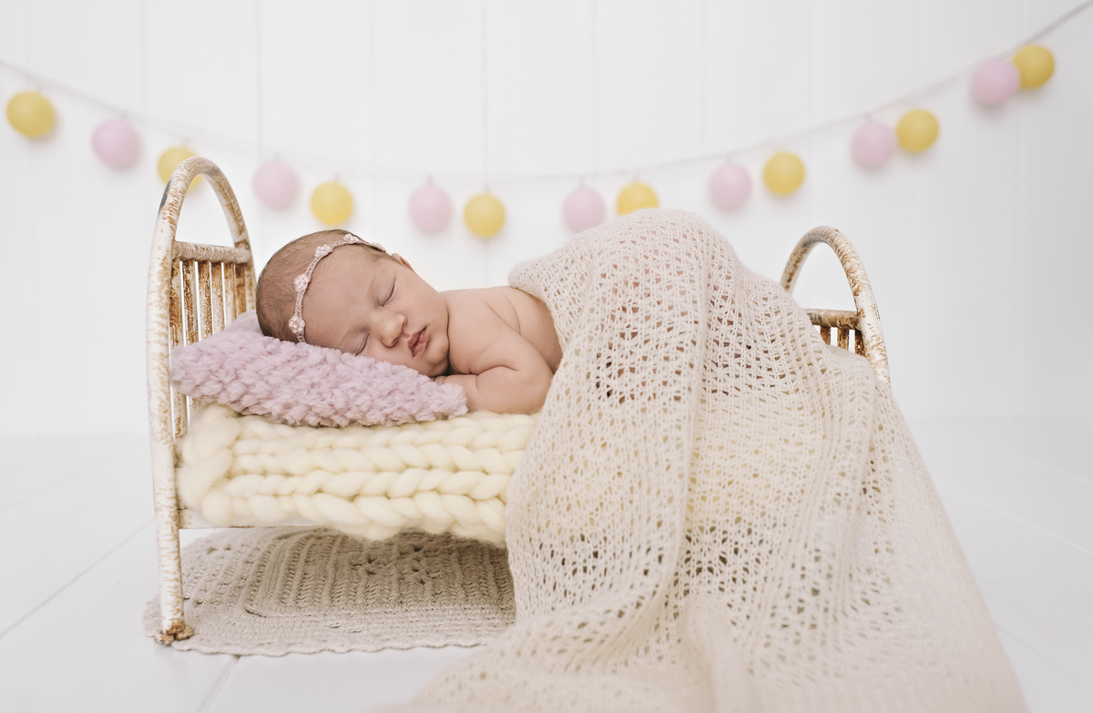 newborn, newborn barra da tijuca, ensaio newborn, foto de recém-nascido, abfrn, foto de bebê, estúdio fotográfico na barra, foto de recém-nascido na barra da tijuca, fotógrafa infantil na barra, rita rodrigues, rita kessler, ensaio de bebê, book infantil